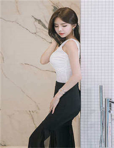 双乳被幺公嗦到爽死小L