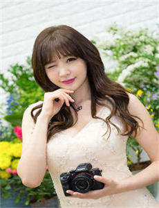 女虐女